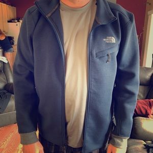 Men’s Northface Zipup Jacket- THICK! Men’s XL
